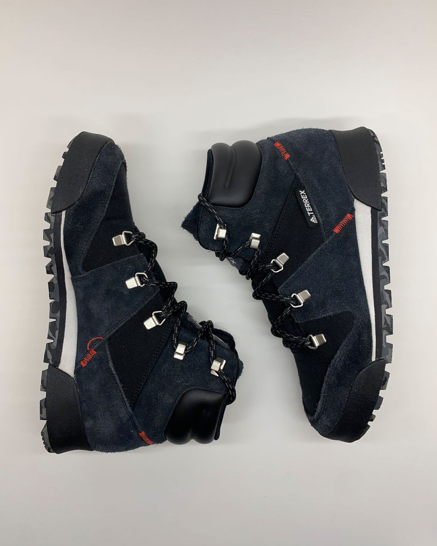 Adidas 2020 Terrex Snowpitch Cold Hiking Suede Leather Boots Black Navy