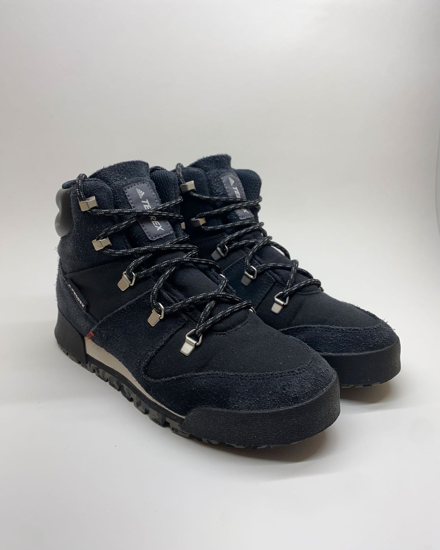 Adidas 2020 Terrex Snowpitch Cold Hiking Suede Leather Boots Black Navy