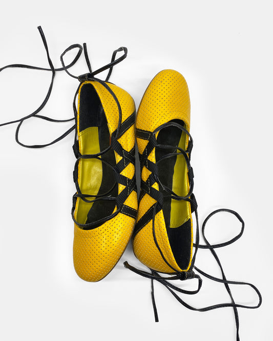 Akira 2000s String Ballerina Yellow Black