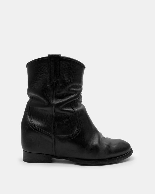 Closed 2000s Heel Leather Boots Black