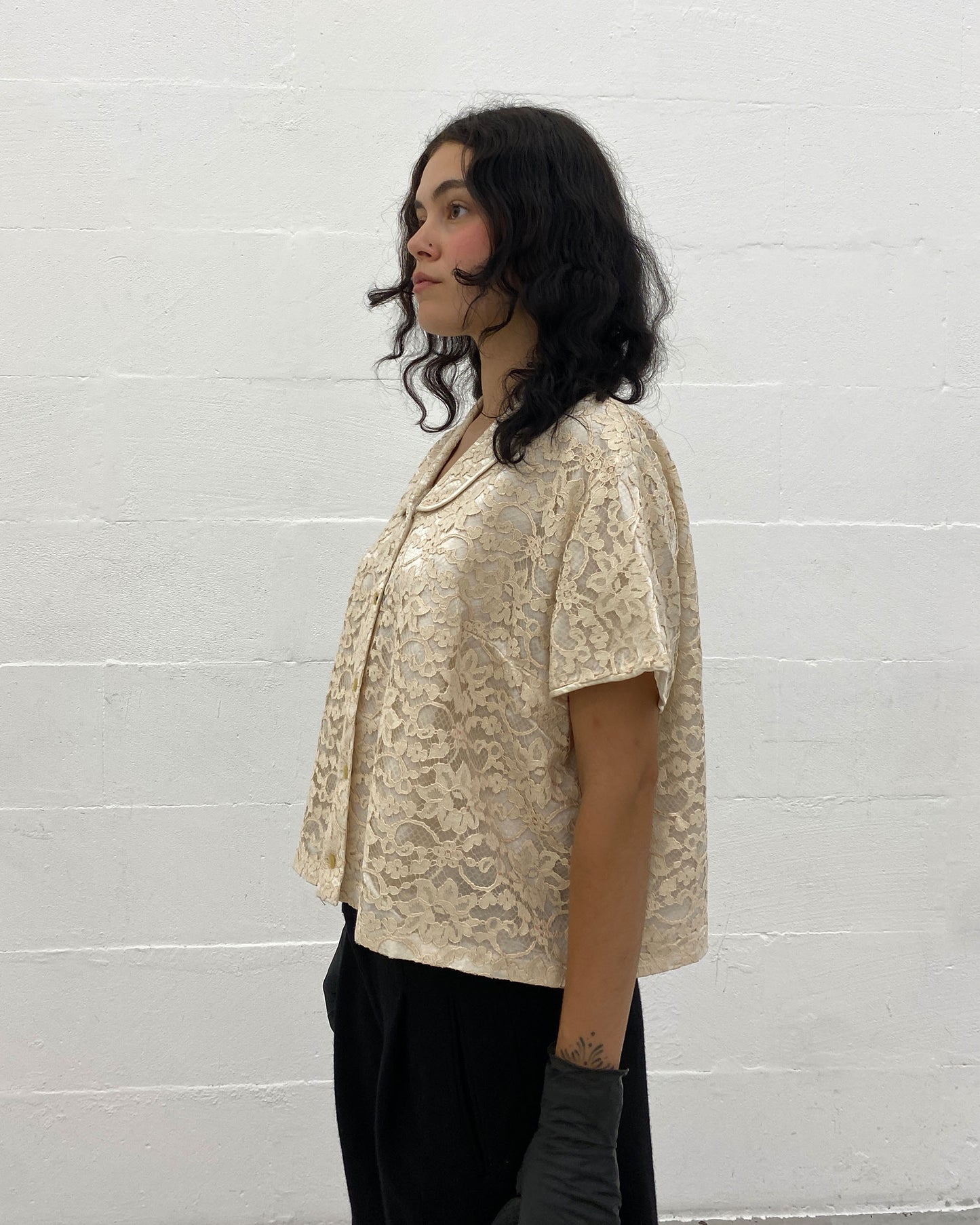 Vintage 1970s Lace Shirt Top Pearl