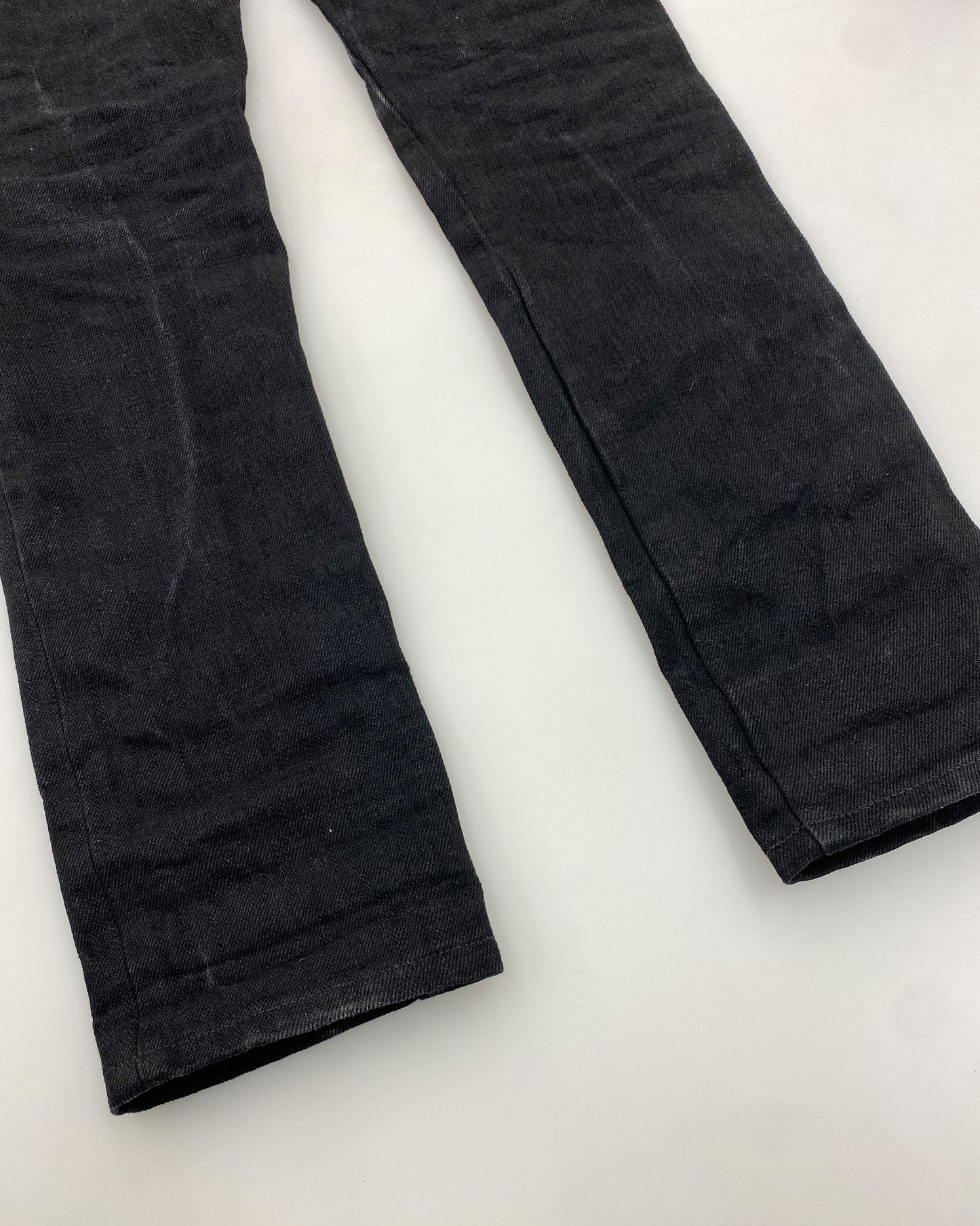 Naked & Famous AW2018 Elephant 7 El Diablo Slim Fit 20oz Selvedge Denim Black