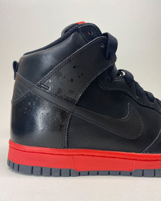 Nike 2009 Dunk High Retro Ornamental Use Sneaker Black Red