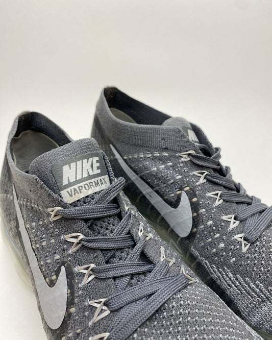 Nike 2018 Air Flyknit Vapormax Sneaker OG Wolf Grey