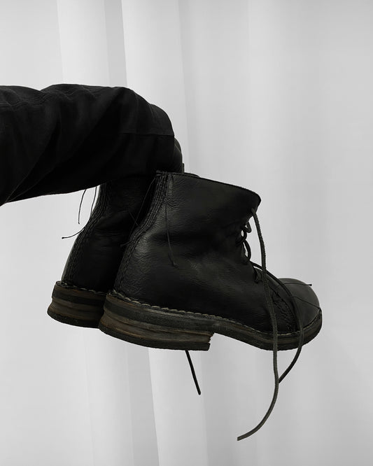 Vintage 2000s Made in Italy Gum-Sole Leather Boots Black