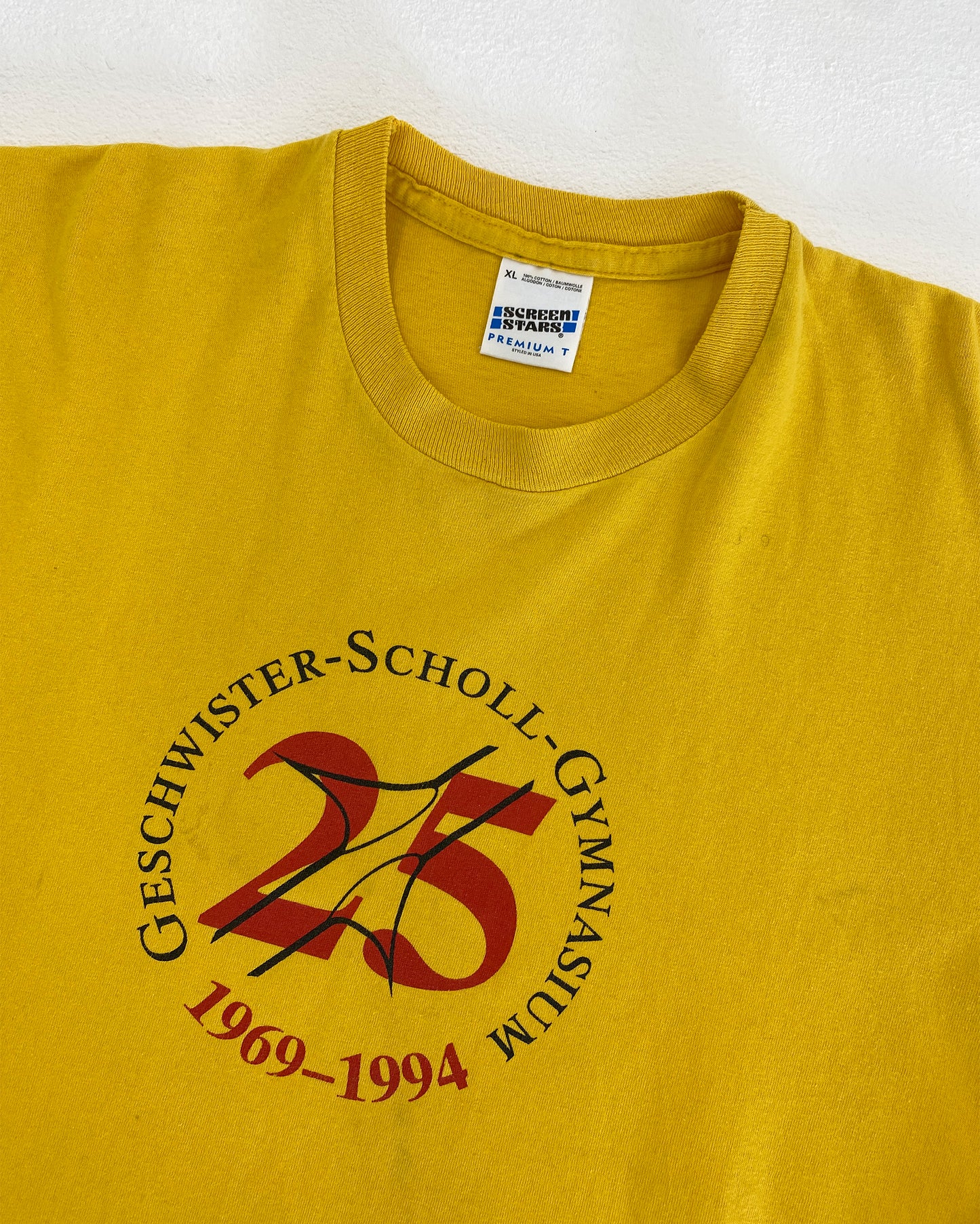 Vintage 1994 Geschwister Scholl Gymnasium 25 Years Anniversary Single Stitch T-Shirt Yellow