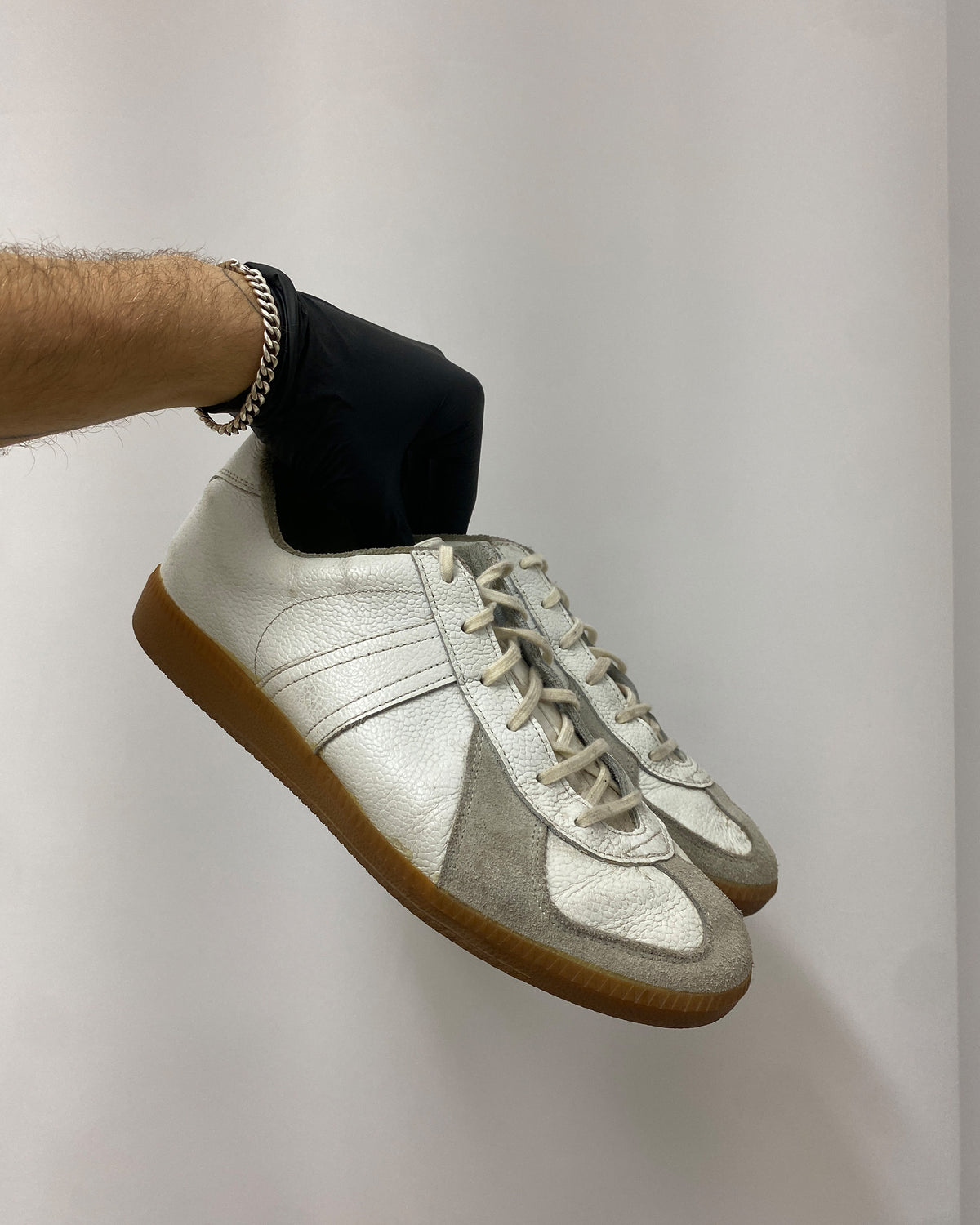 Vintage 2000s German Army Trainer Sneaker White Brown