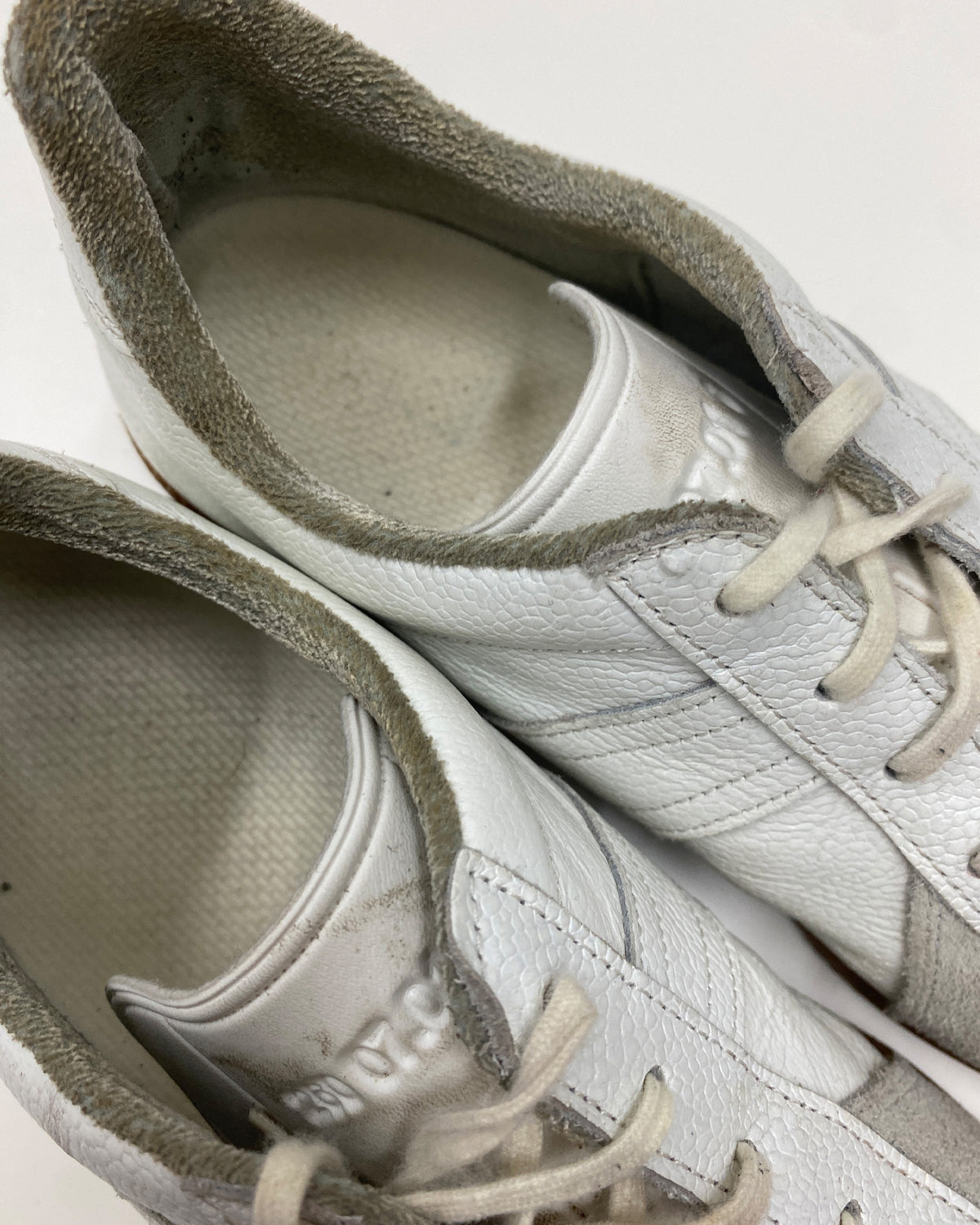 Vintage 2000s German Army Trainer Sneaker White Brown