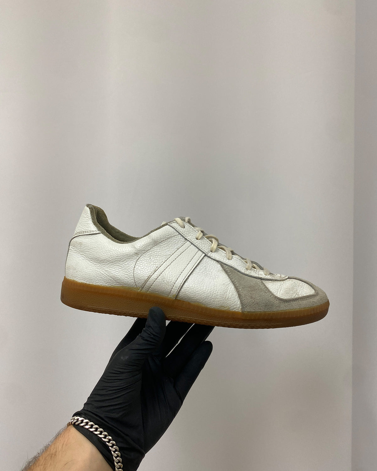 Vintage 2000s German Army Trainer Sneaker White Brown