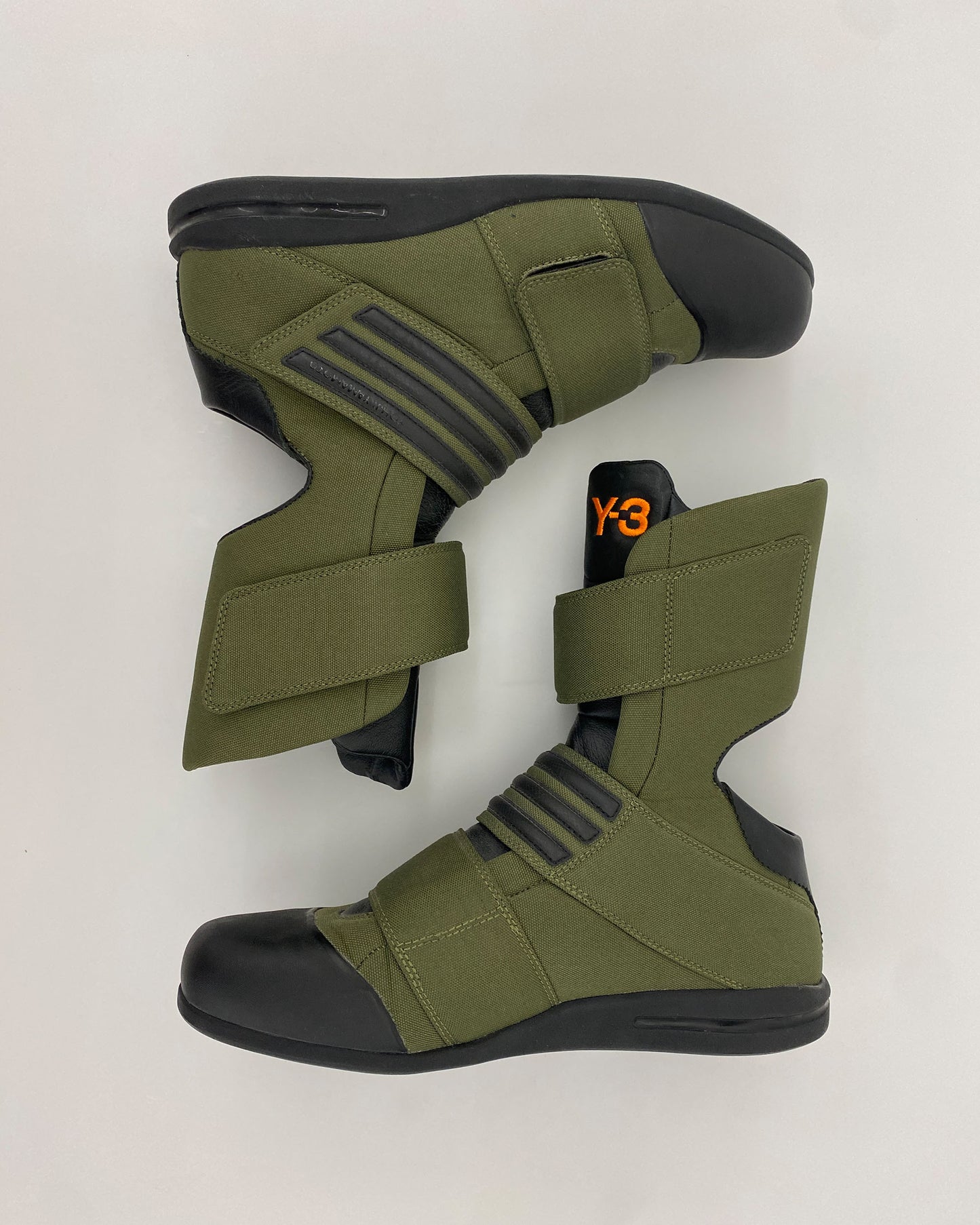 Y-3 2003 High Top Sneaker mit Klettverschluss Khaki 