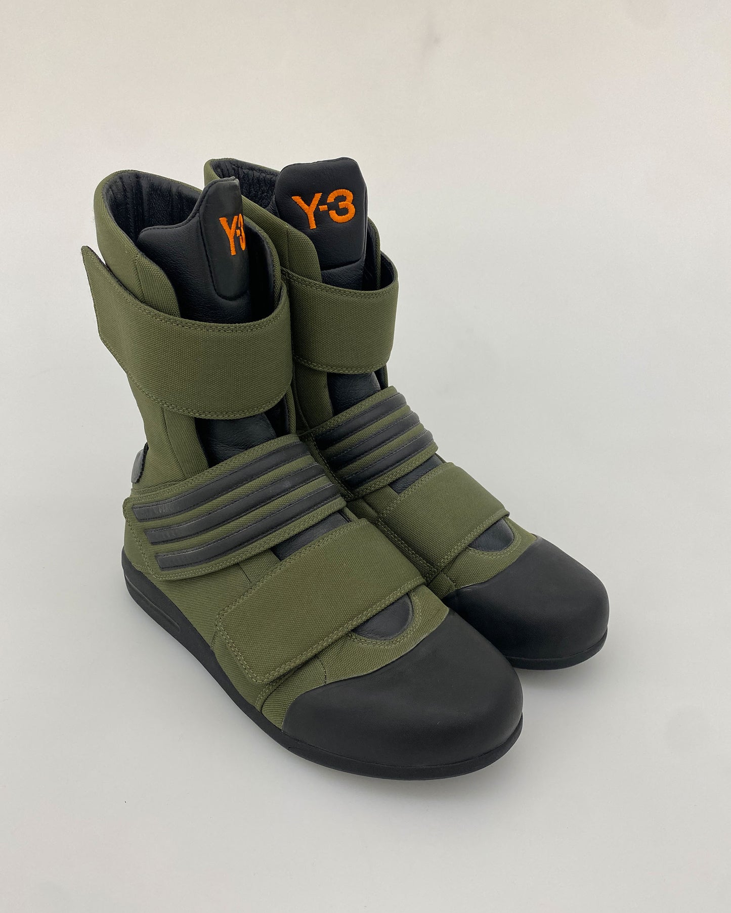 Y-3 2003 High Top Sneaker mit Klettverschluss Khaki 