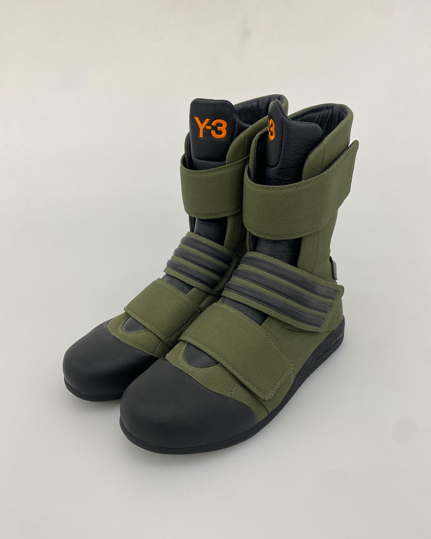 Y-3 2003 High Top Sneaker mit Klettverschluss Khaki 