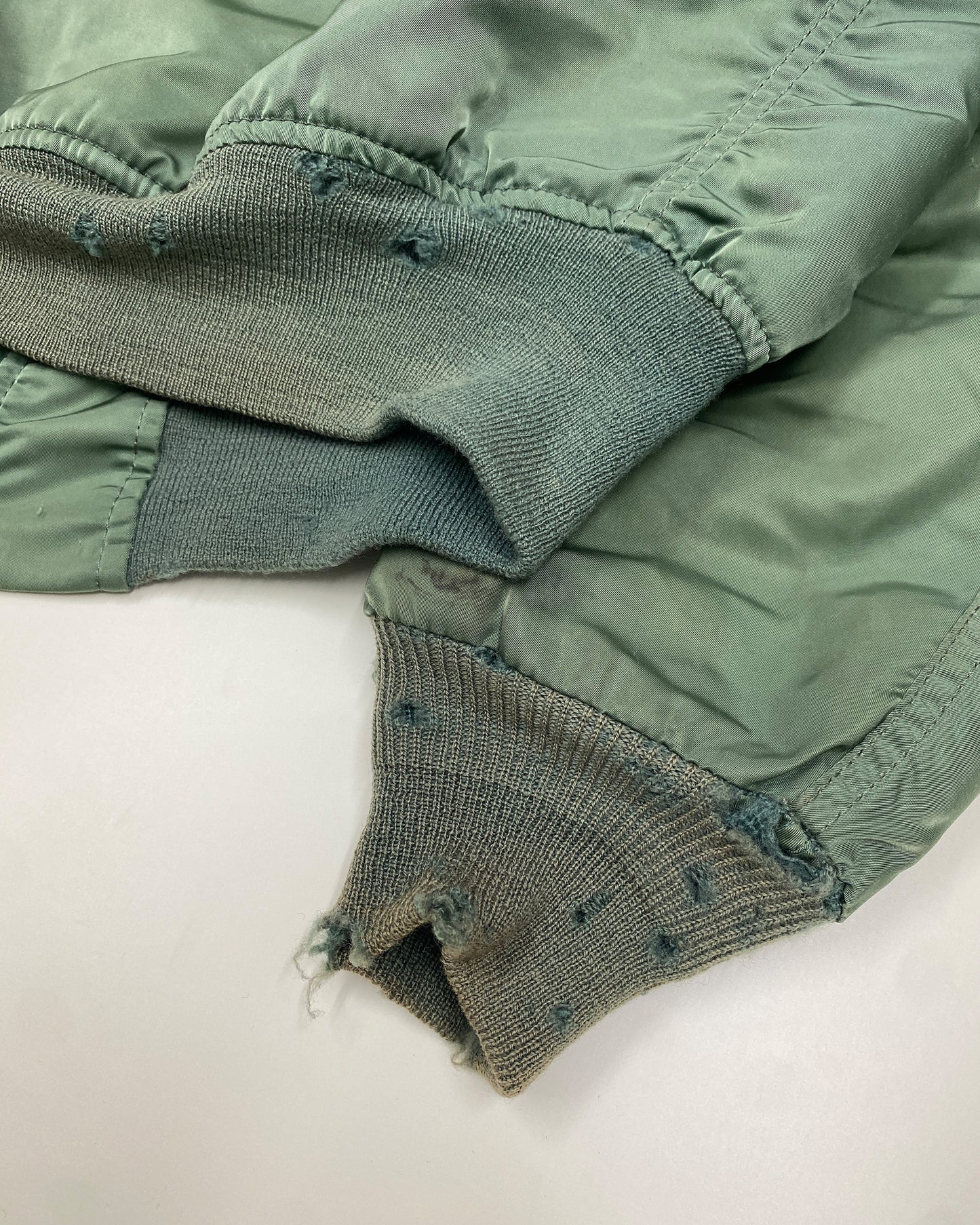 Alpha Industries 1990s Made in USA U.S. Air Force MA-1 Bomber Jacket Green