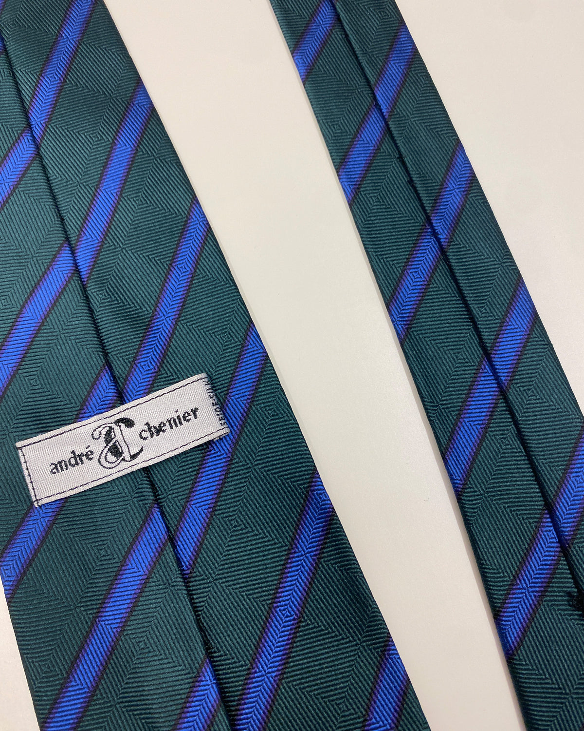 André Chenier 1990s Diagonal Striped Tie Green Blue