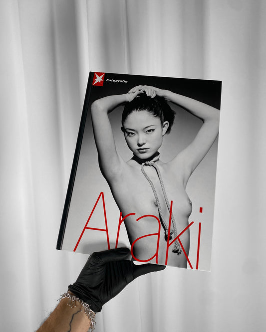 Stern Fotografie 2010 56 Nobuyoshi Araki Book