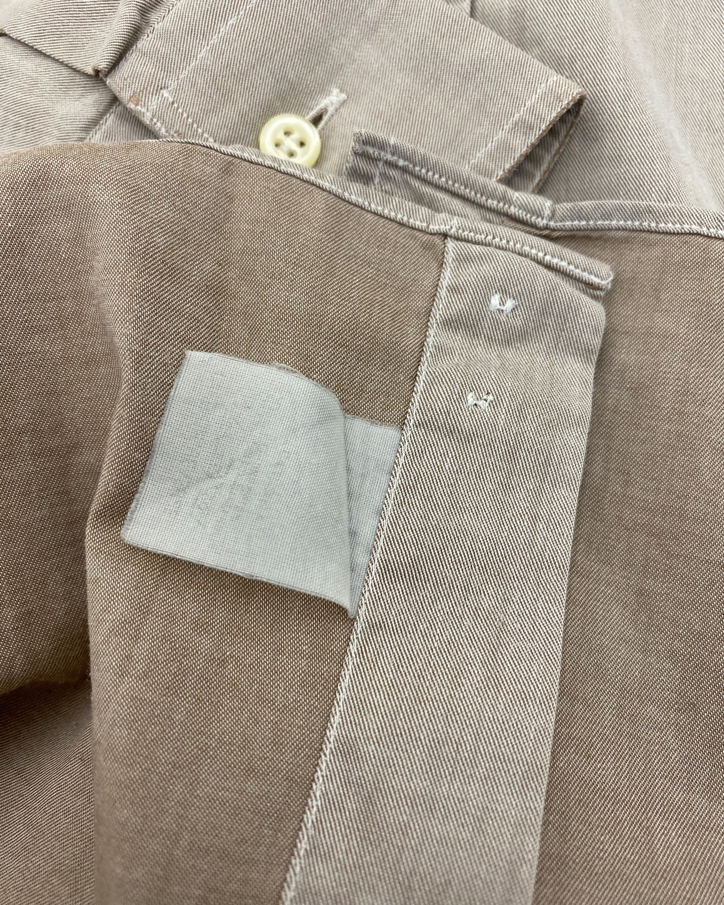 Giorgio Armani Le Collezioni 2000s Hidden Button Down Shirt Grey Beige