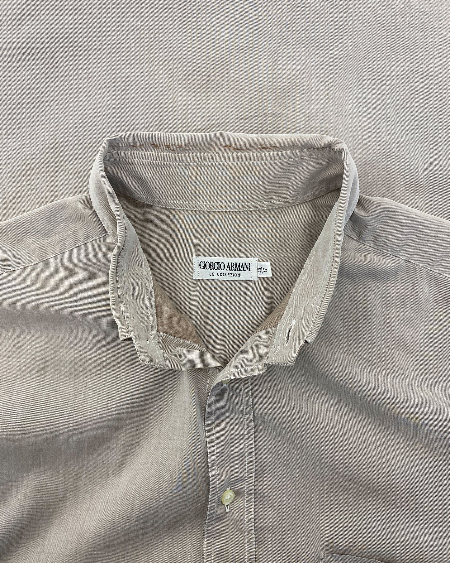 Giorgio Armani Le Collezioni 2000s Hidden Button Down Shirt Grey Beige