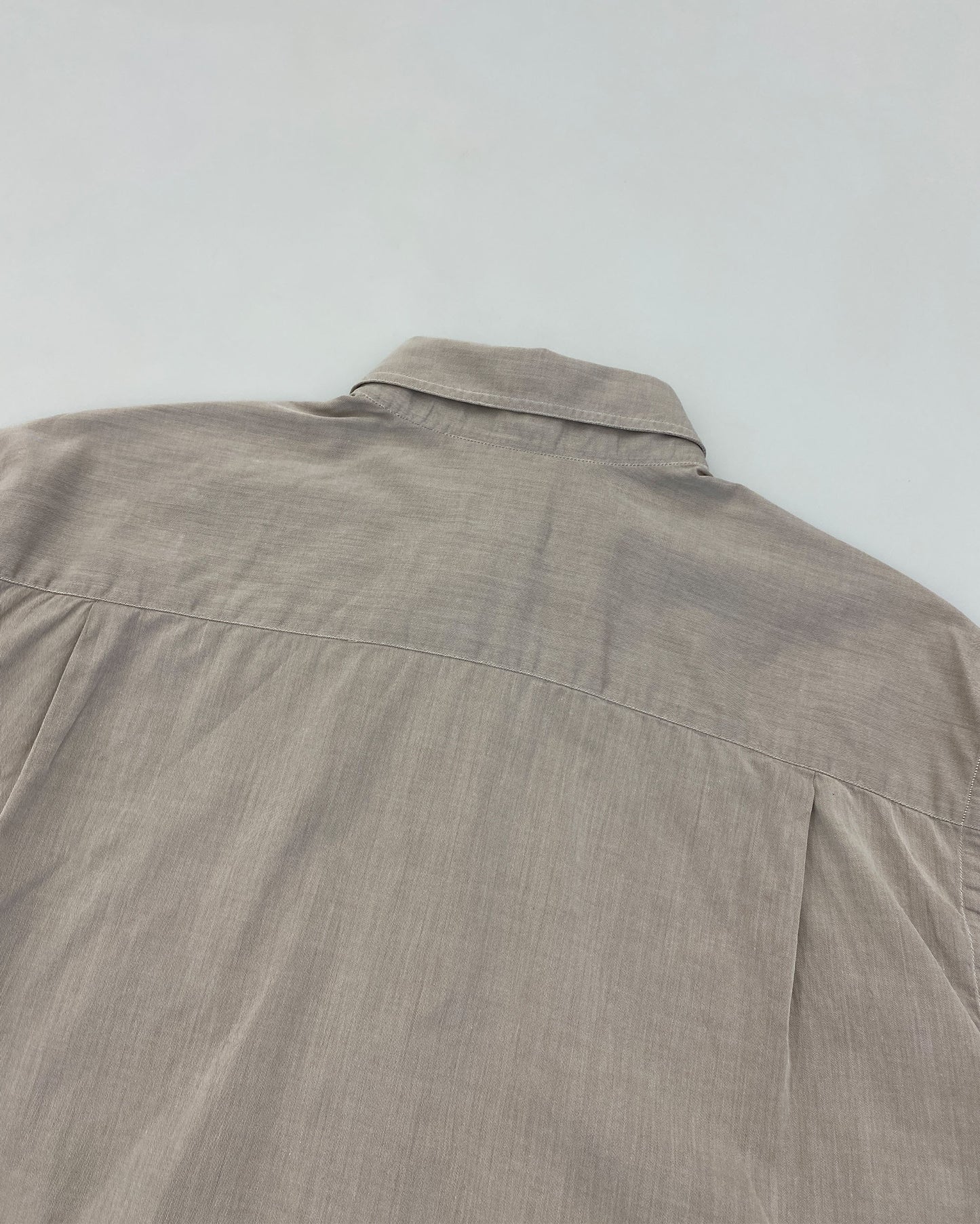 Giorgio Armani Le Collezioni 2000s Hidden Button Down Shirt Grey Beige