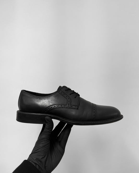Vintage 2000s Leather Brogue Captoe Derby Shoes Black