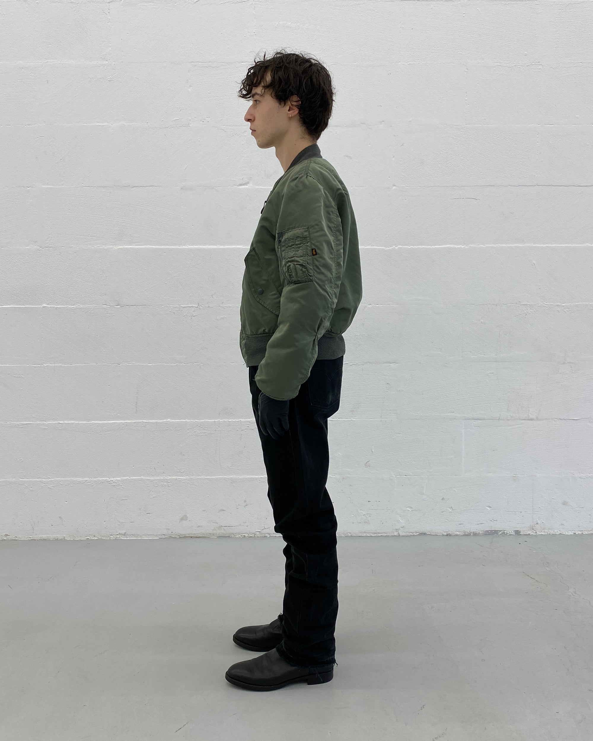 ALPHA アルファ ma-1 made in USA 90's Alpha Industries 1990s Made in USA MA-1 Bomber Jacket Green