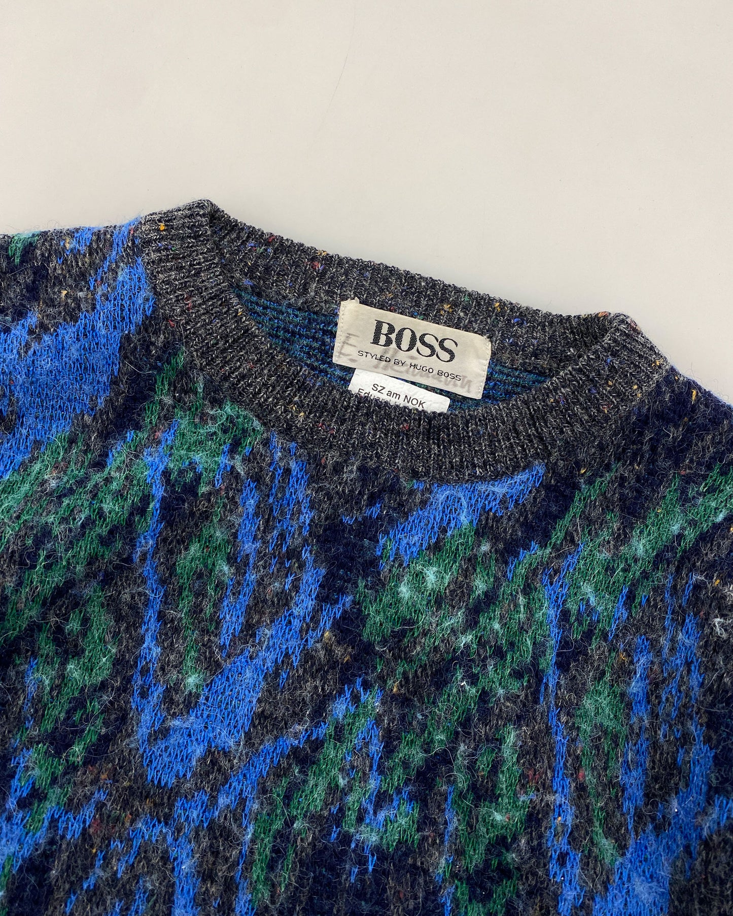 Hugo Boss 1980er Abstrakter Wollstrickpullover Grün Blau 