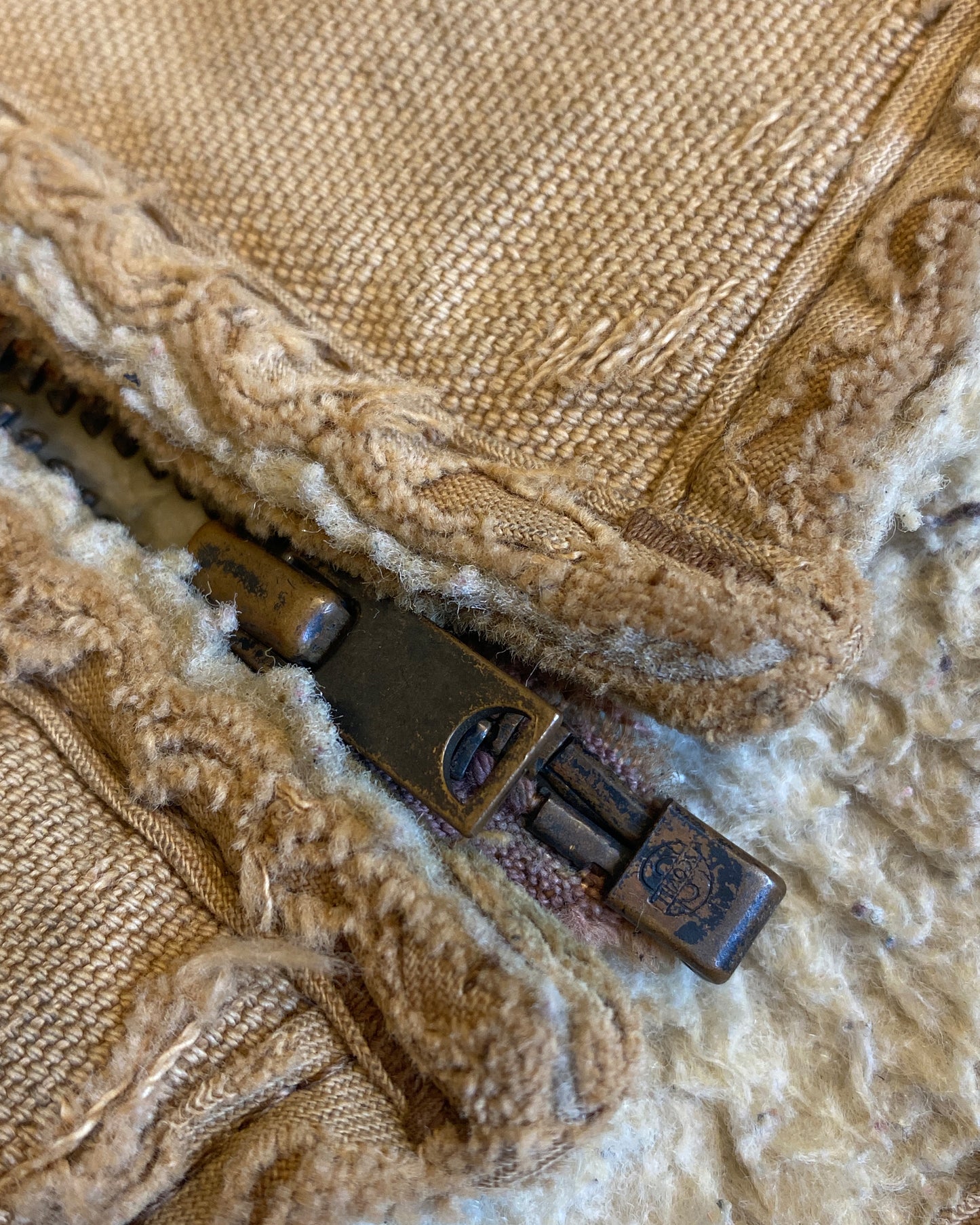Carhartt 1960s Trashed Sherpa Lined Zip Work Vest Beige