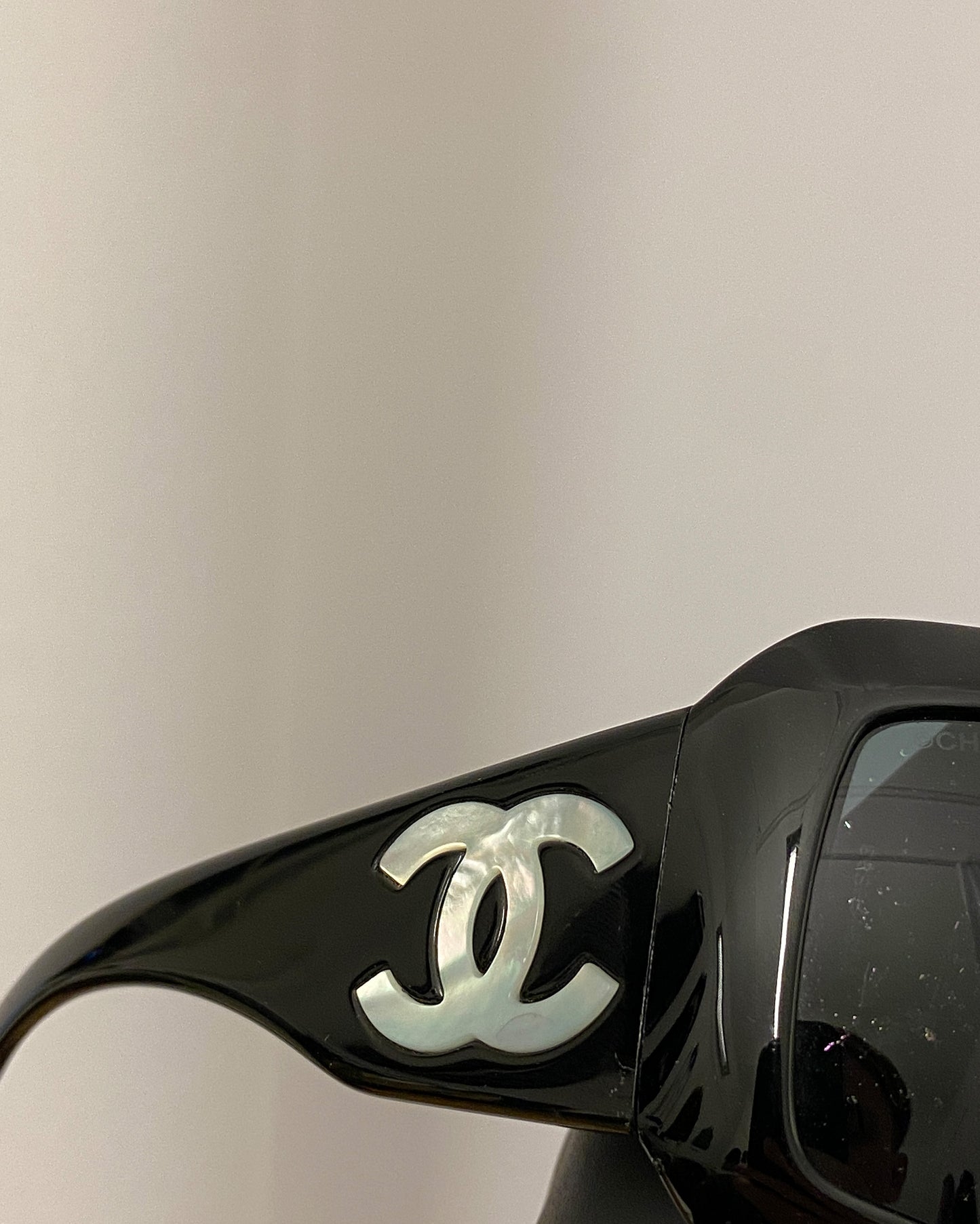 Chanel by Karl Lagerfeld 2003 Mother of Pearl CC 5076-H Sunglasses Black