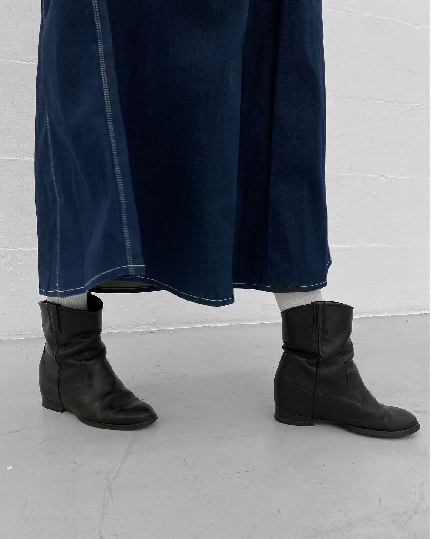 Closed 2000s Heel Leather Boots Black