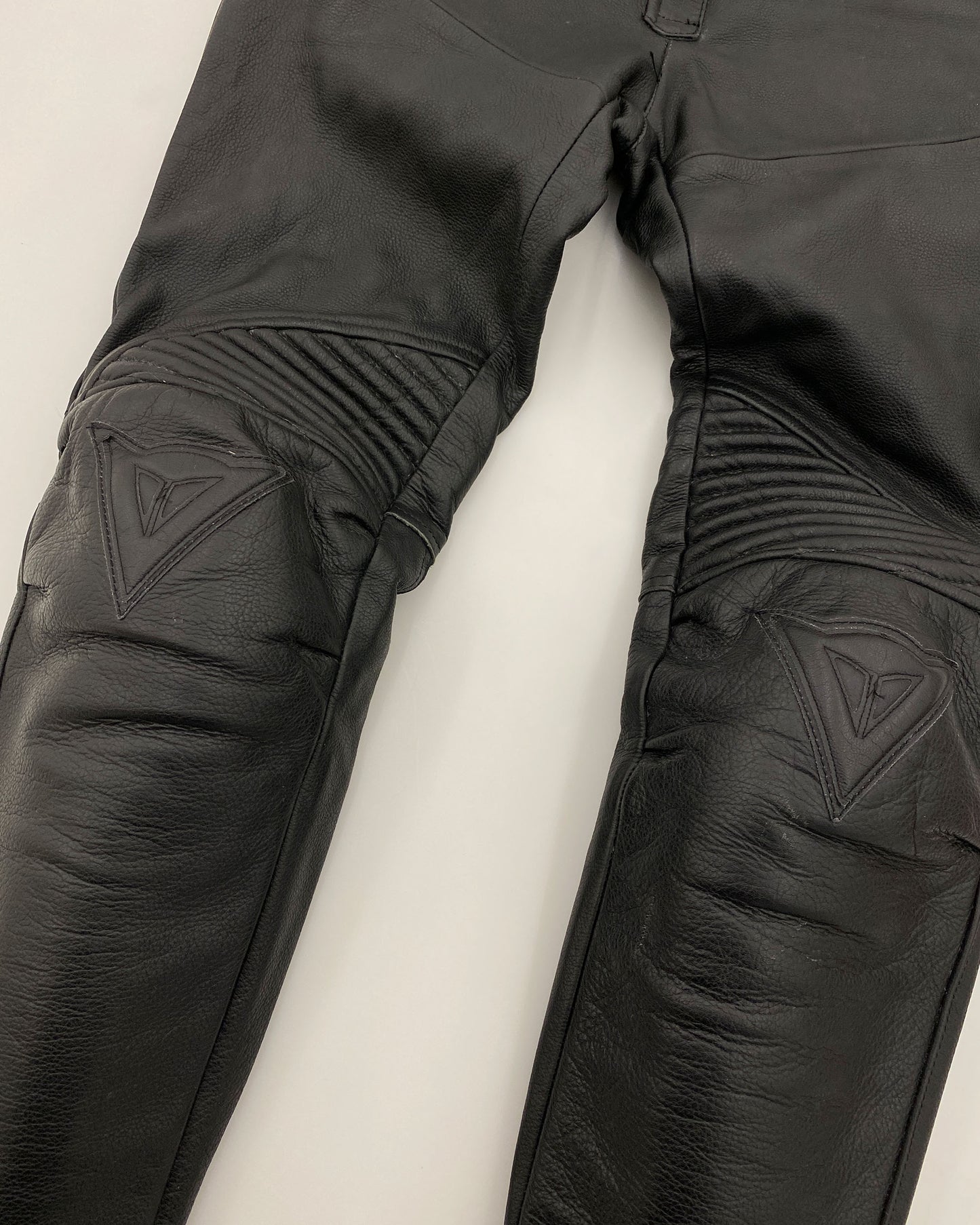 Dainese 1970s Racing Leatherjacket and Leatherpants Set Black Yellow