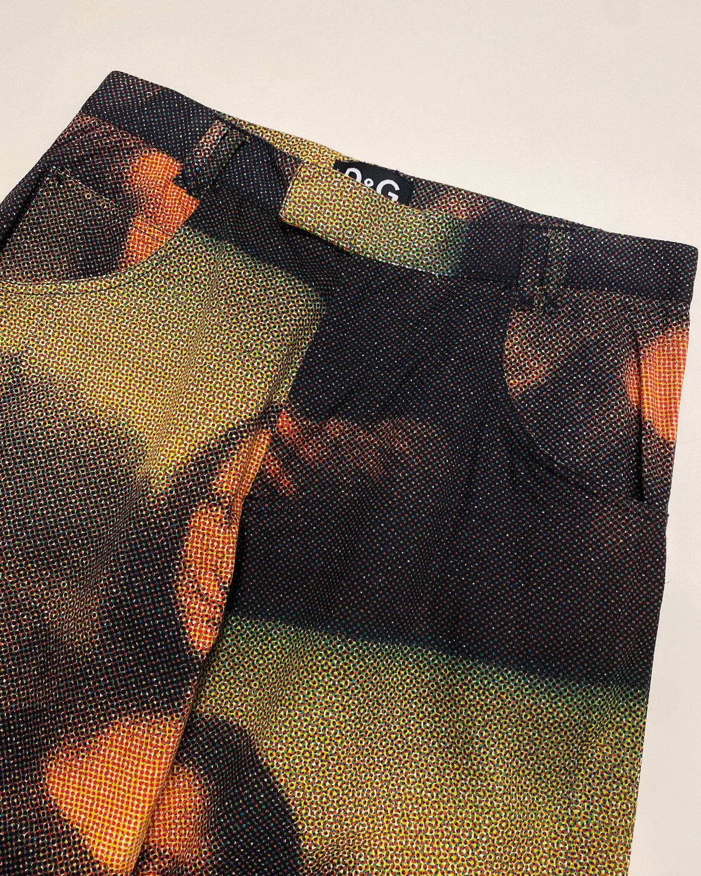 Dolce & Gabbana 1990s Mona Lisa All Over Print Capri Pants Multicolor