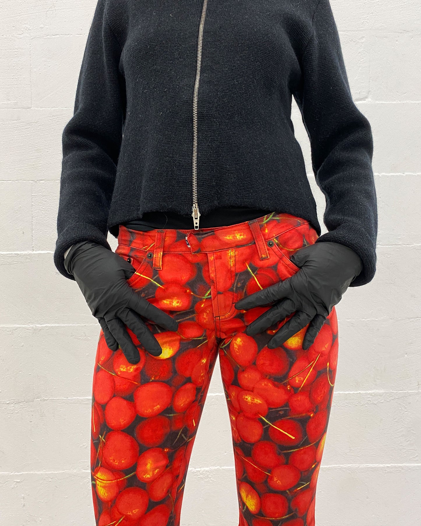 Dolce & Gabbana 2000s Cherry All Over Print Flared Pants Red