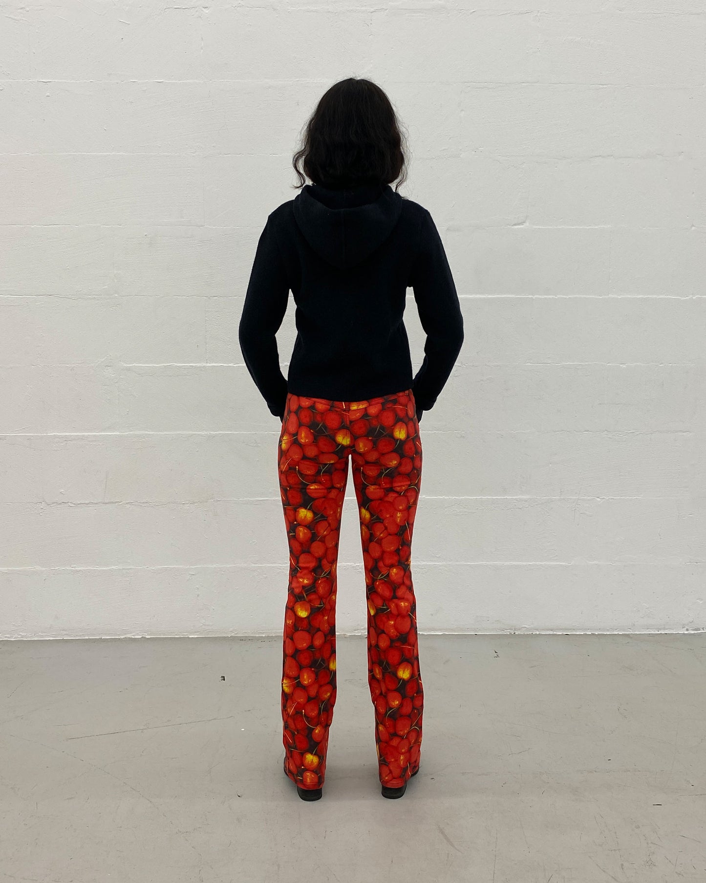 Dolce & Gabbana 2000s Cherry All Over Print Flared Pants Red