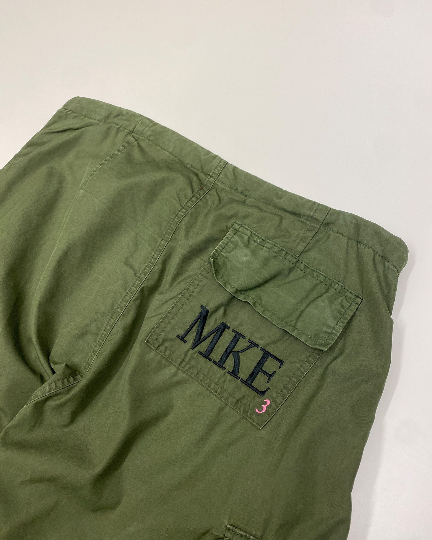Elternhaus x Maegde u. Knechte 2000s Gucci Outdoor Embroidered Military Cargo Pants Green