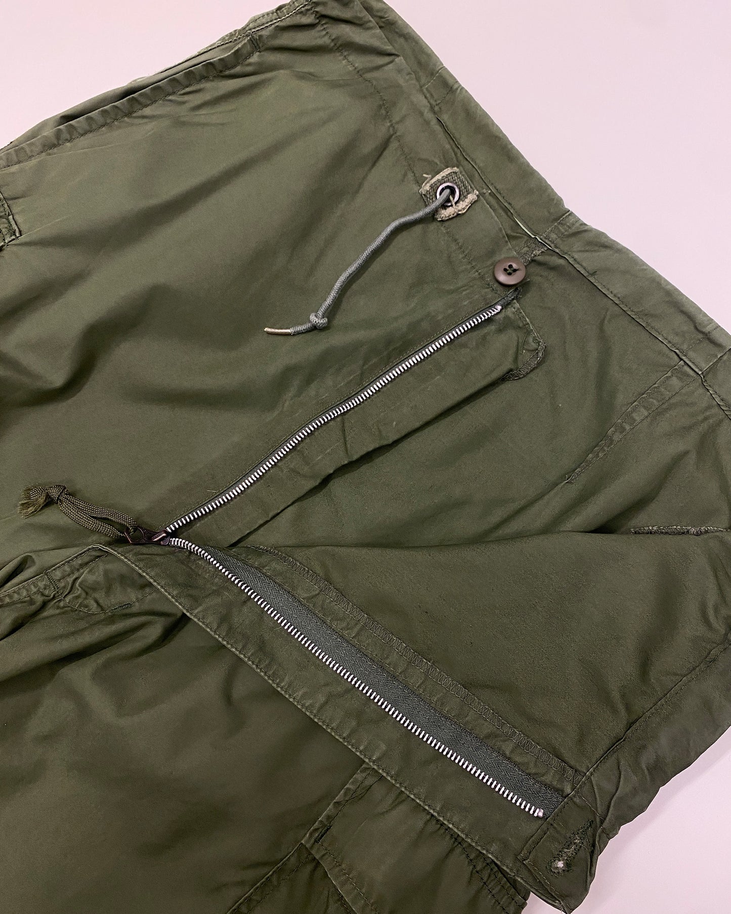 Elternhaus x Maegde u. Knechte 2000s Gucci Outdoor Embroidered Military Cargo Pants Green