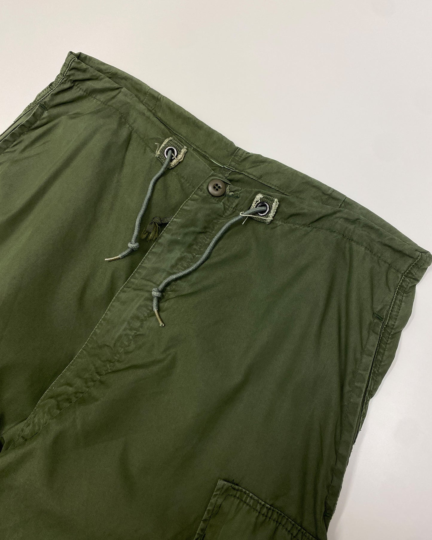 Elternhaus x Maegde u. Knechte 2000s Gucci Outdoor Embroidered Military Cargo Pants Green