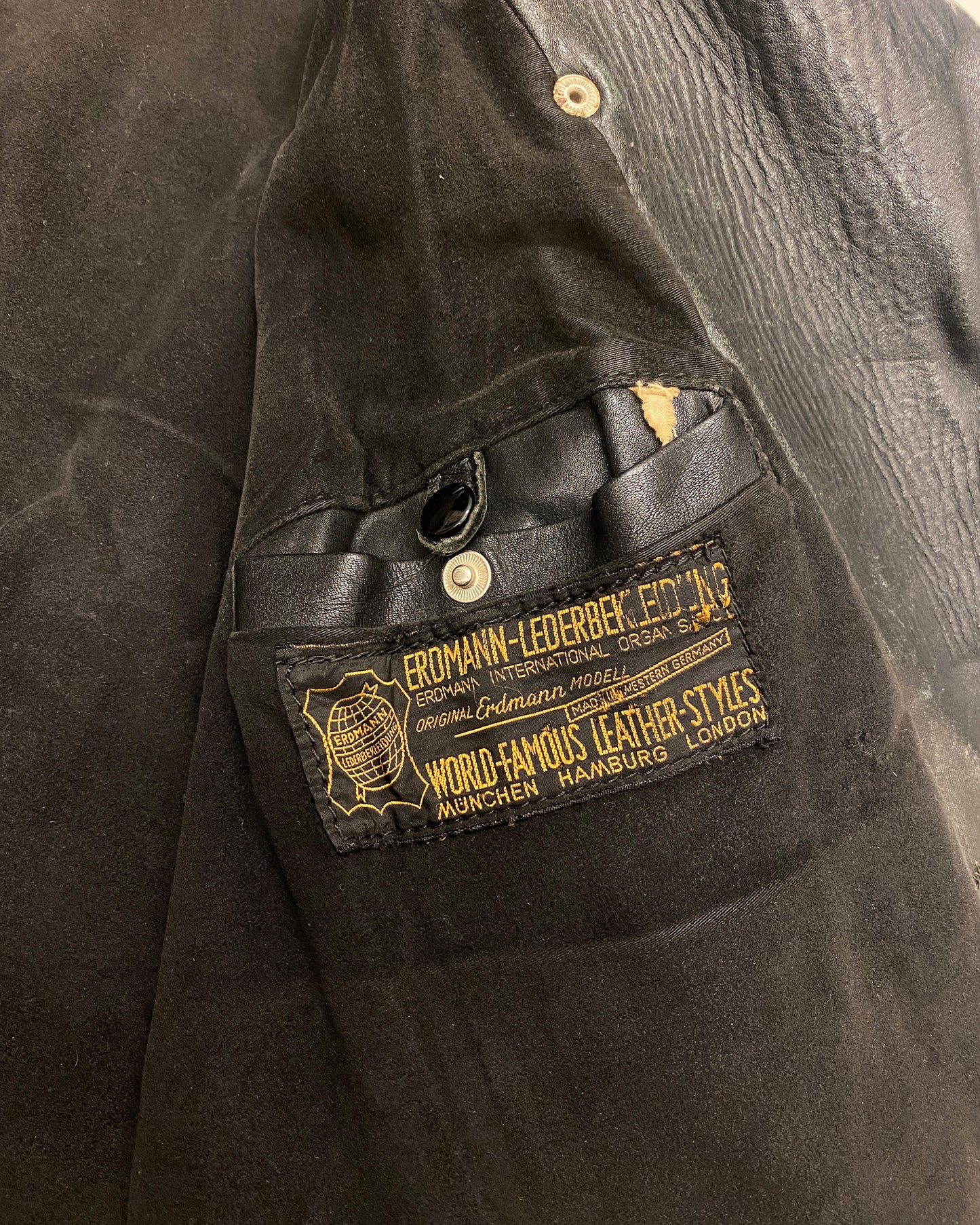 Erdmann-Lederbekleidung 1970s Trashed Leatherjacket Black