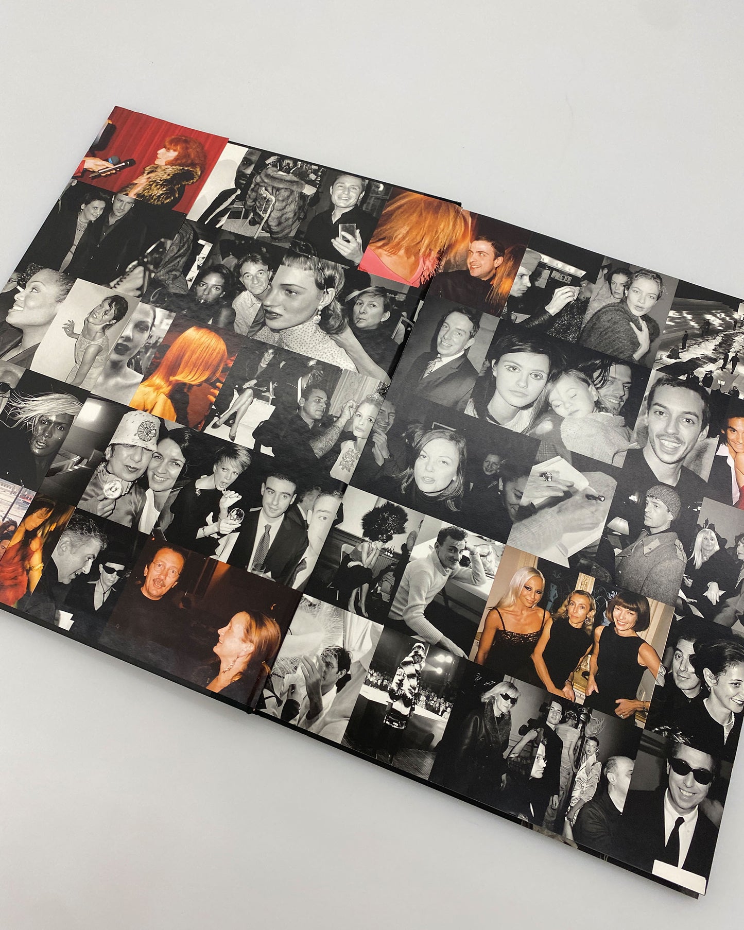 te Neues 1999 Front Row Back Stage Mario Testino Book