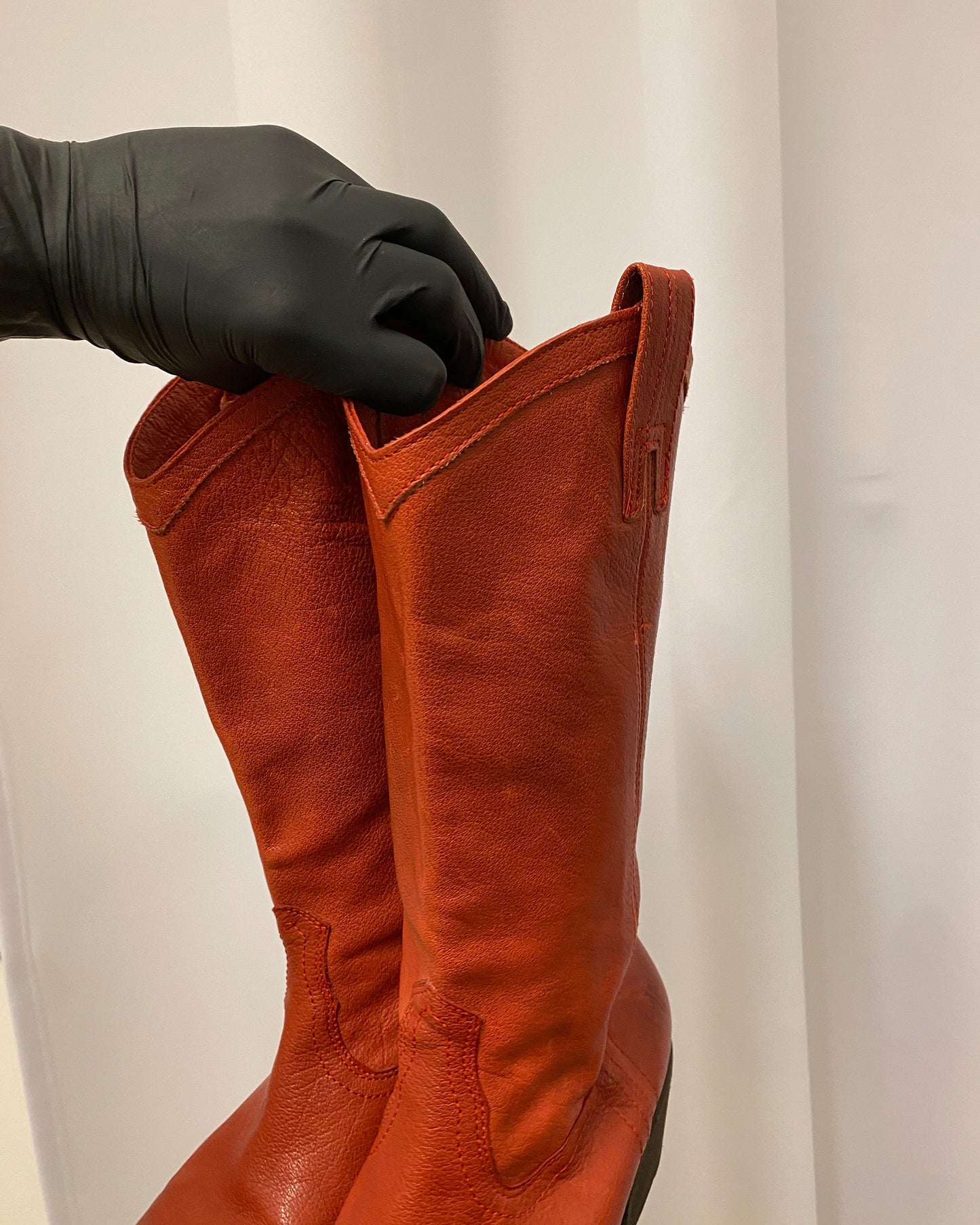 Frye 2010s Carson Pull On Leather Boots Red