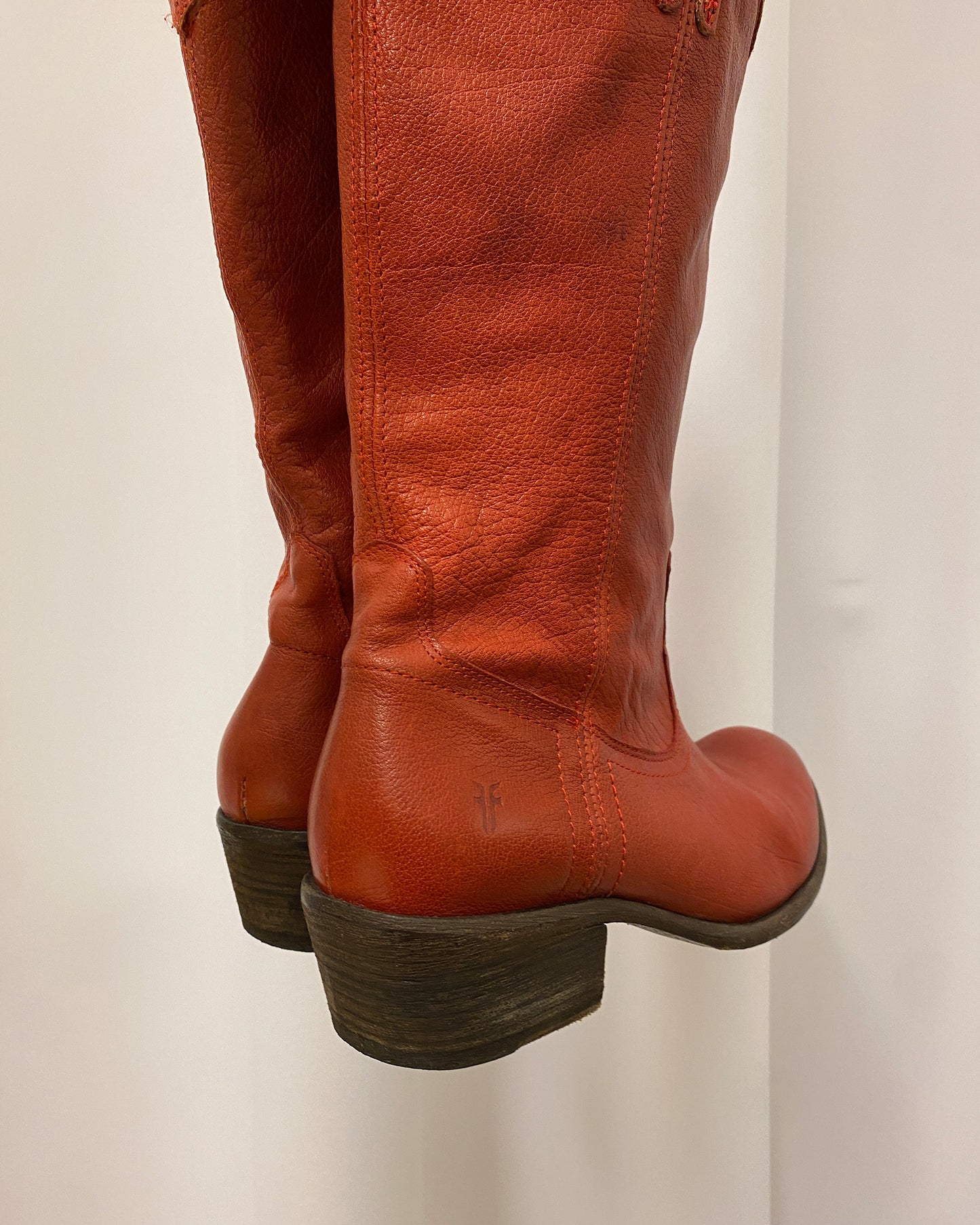 Frye 2010s Carson Pull On Leather Boots Red