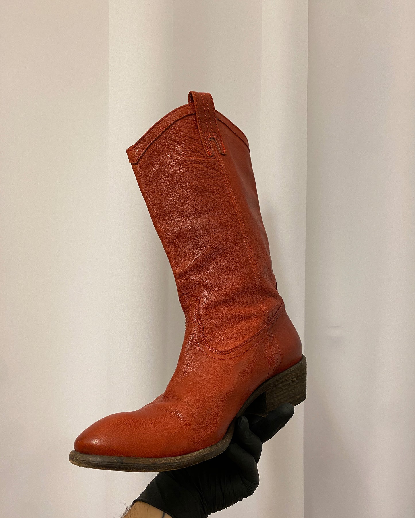 Frye 2010s Carson Pull On Leather Boots Red