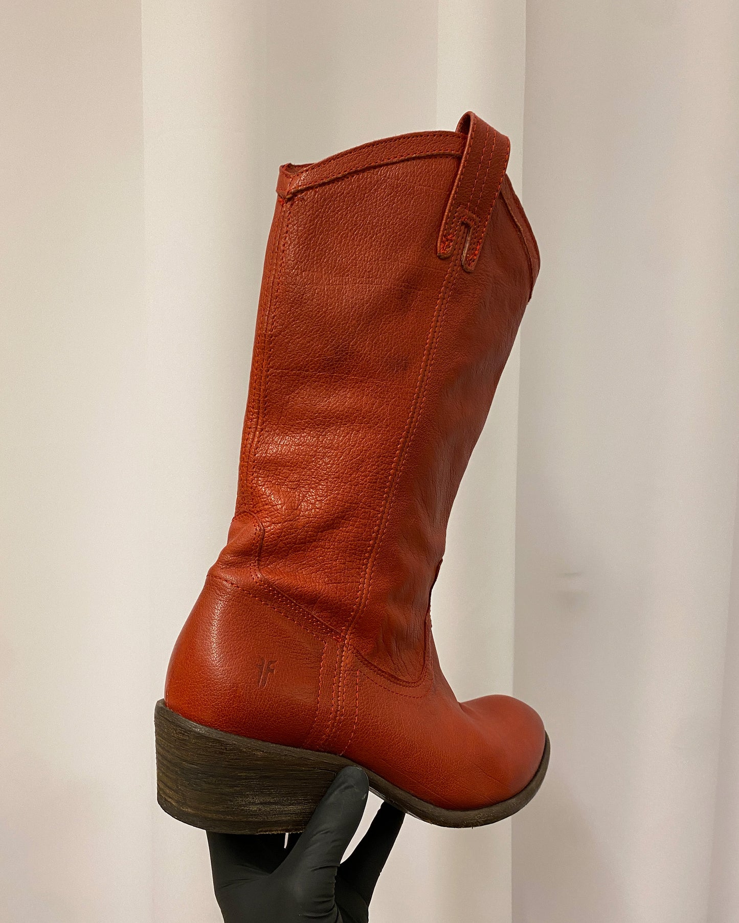 Frye 2010s Carson Pull On Leather Boots Red