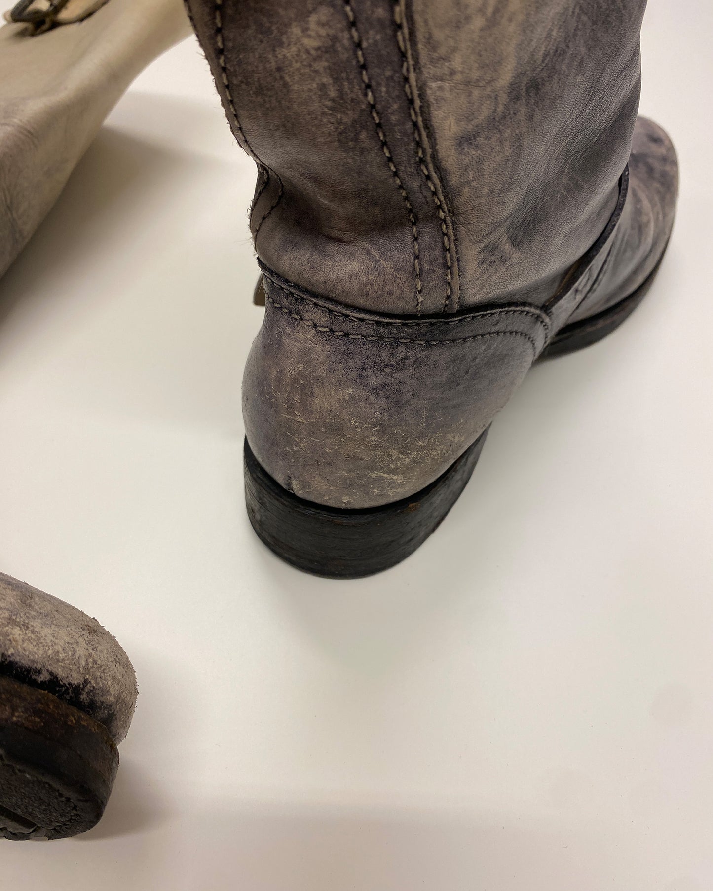 Frye 2000s Veronica Srone Wash Slouch Leather Boots Beige Black