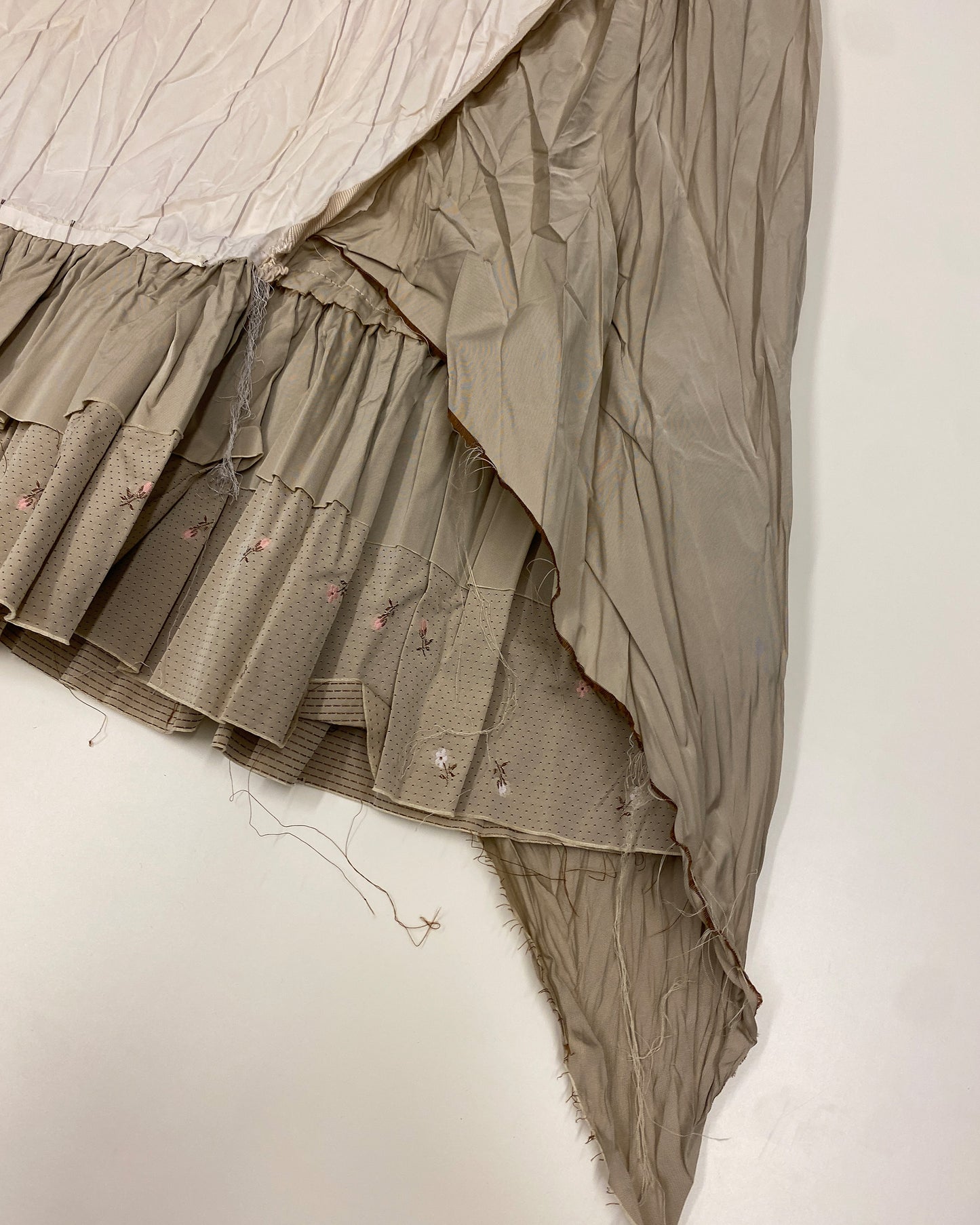 Germano Zama 2000s Striped Crinkle Jacket and Skirt Set White Beige