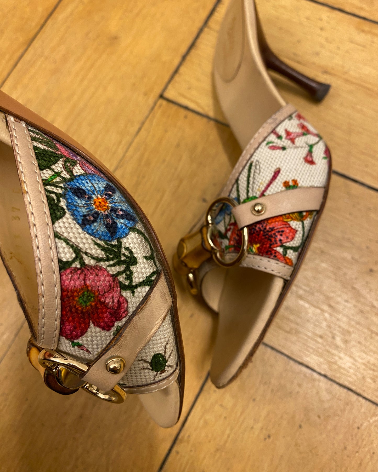 Gucci 2000s Bamboo Horsebit Floral Heels Multicolor