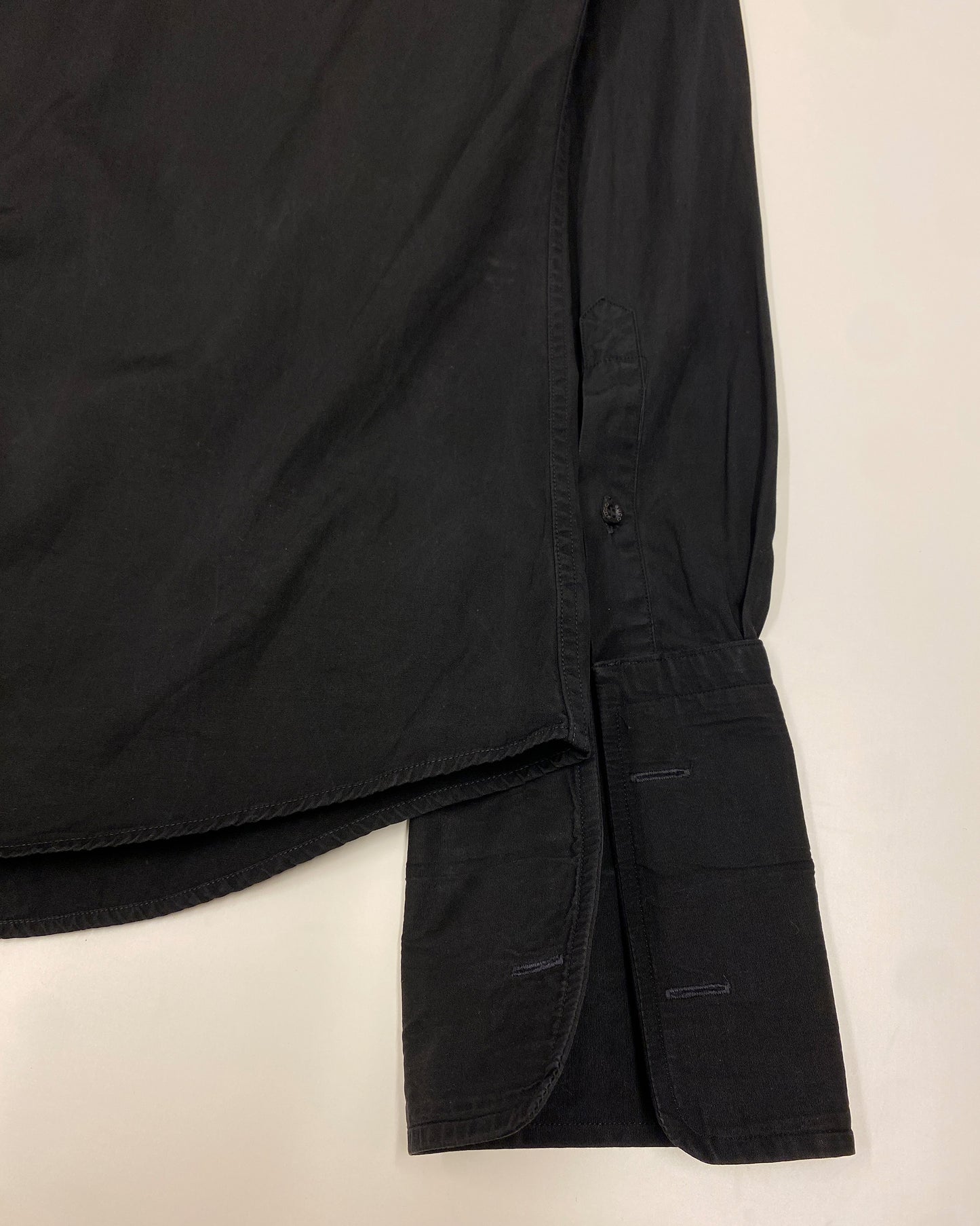 Gucci by Tom Ford 2000s Classic Cufflinks Shirt Black