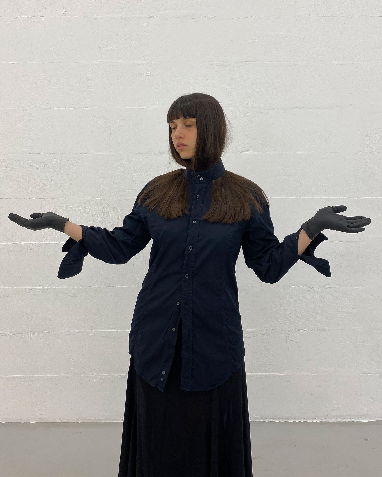 Gucci by Tom Ford 2000s Slit Collar Shirt Black Navy