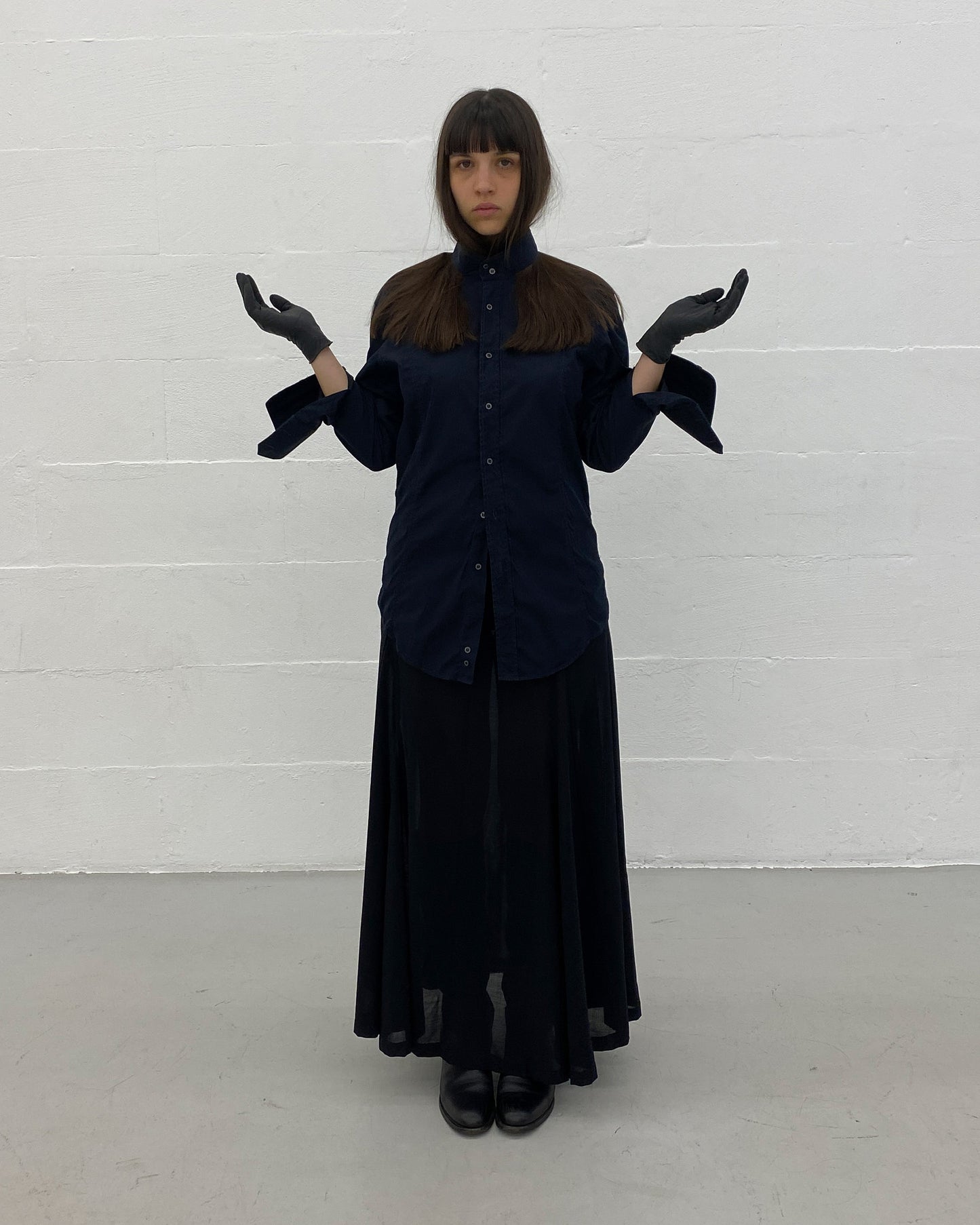 Gucci by Tom Ford 2000s Slit Collar Shirt Black Navy