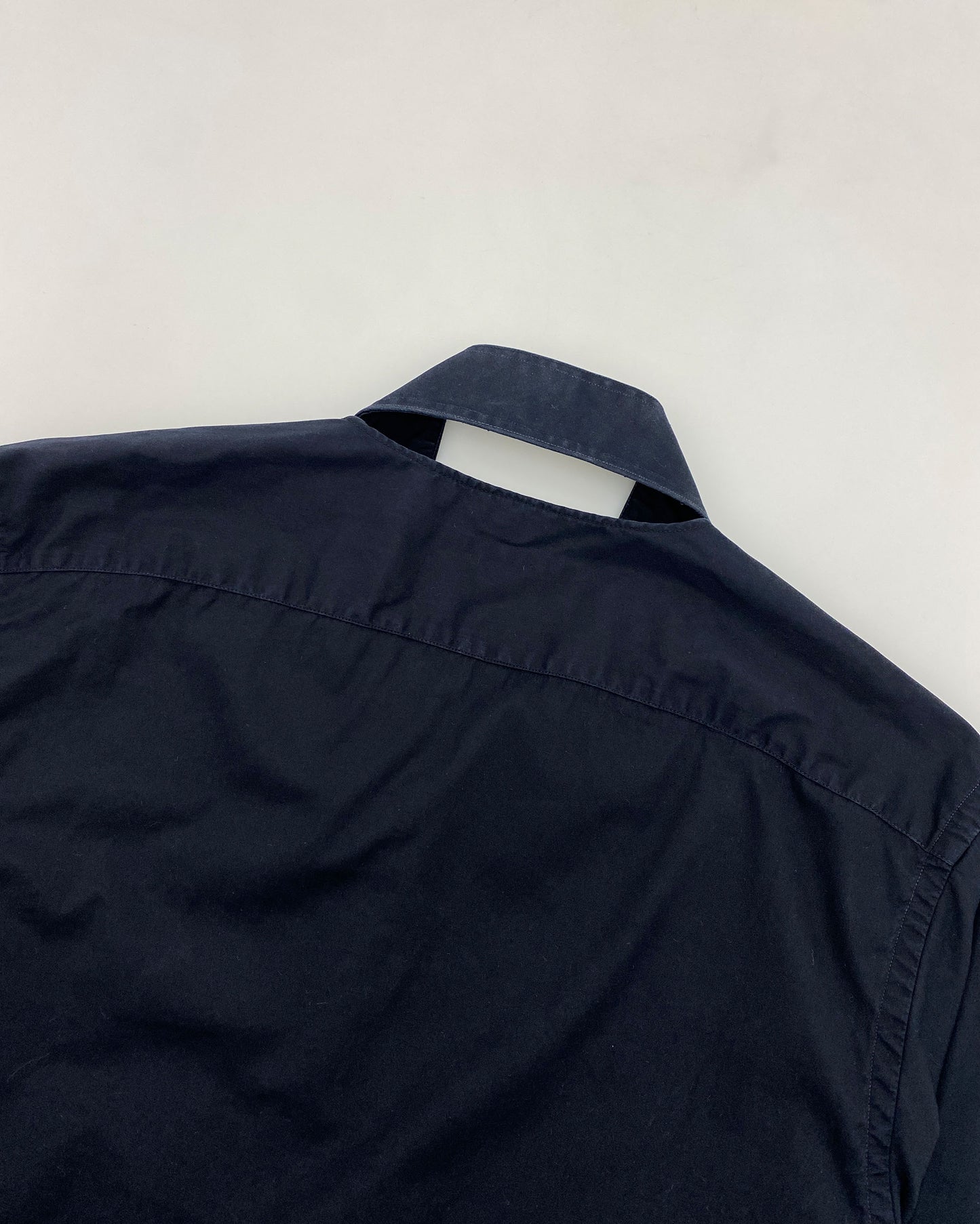 Gucci by Tom Ford 2000s Slit Collar Shirt Black Navy