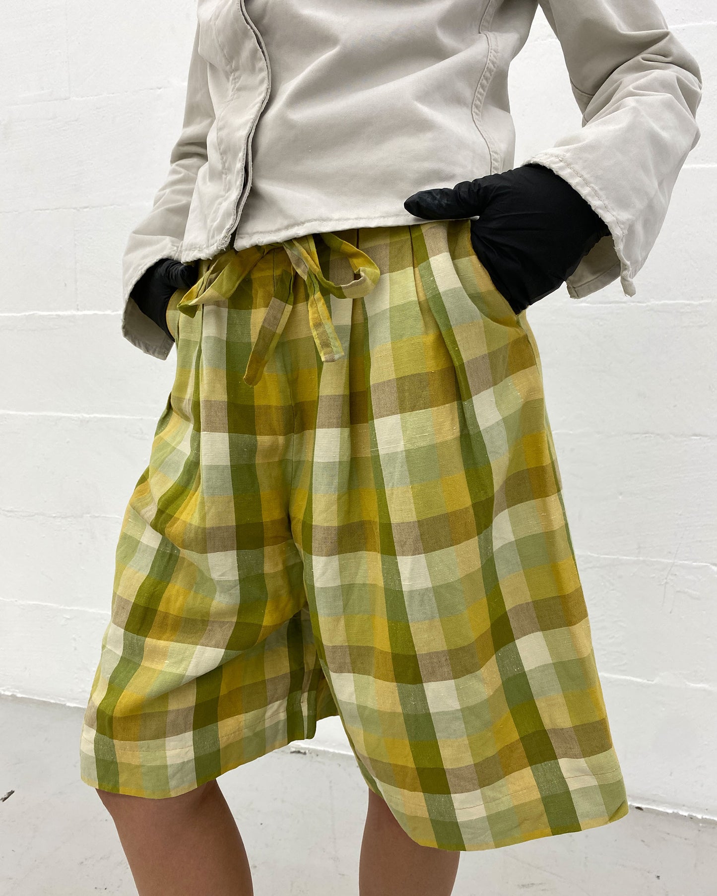 Thomas Burberry 2000s Checkered Linen Shorts Yellow