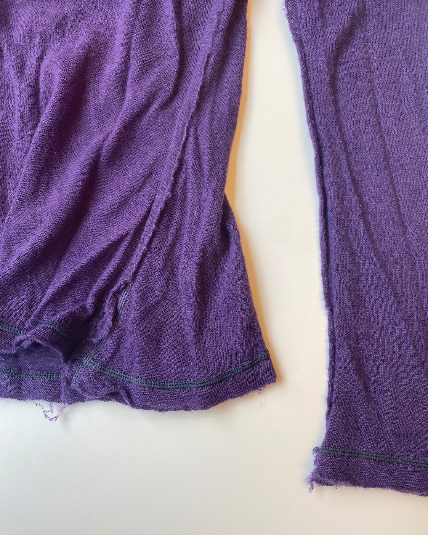 Hvana 2010s Iron Cashmere Longsleeve Knit Top Purple
